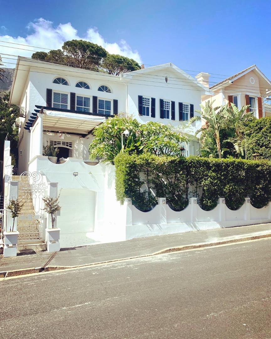 4 Bedroom Property for Sale in Oranjezicht Western Cape